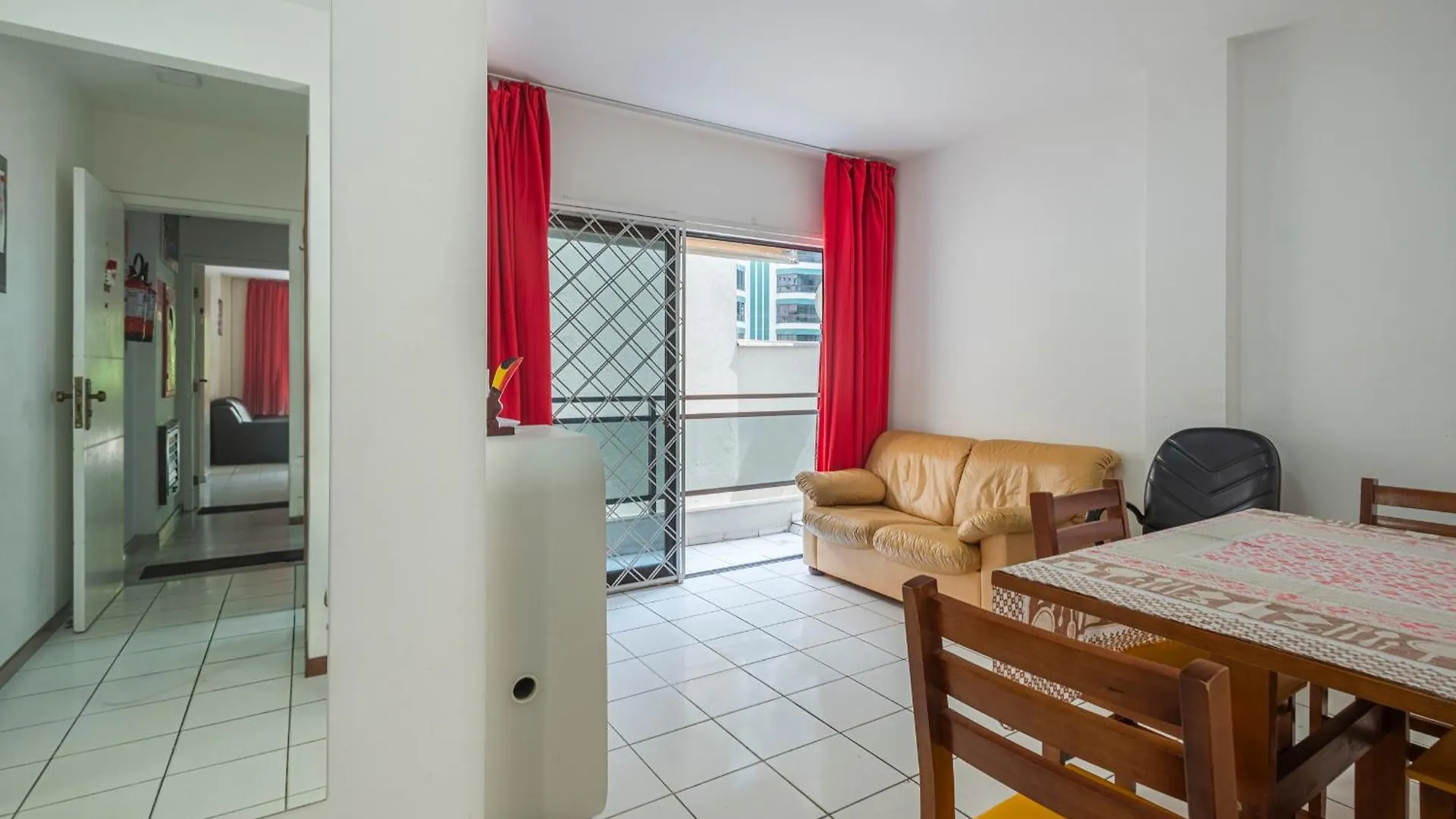 Apartamento 102 2 Quartos Balneário Camboriú 0*,  Brasilien