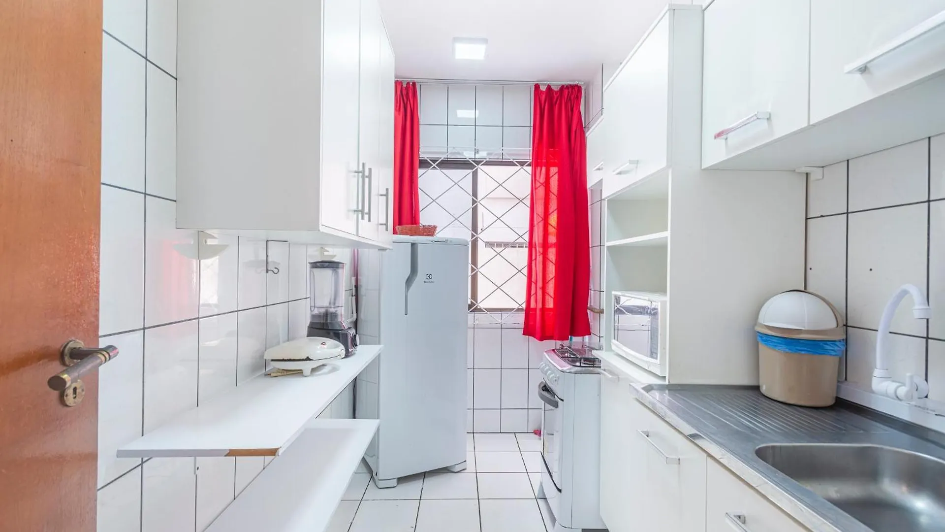 Apartamento 102 2 Quartos Balneário Camboriú شقة